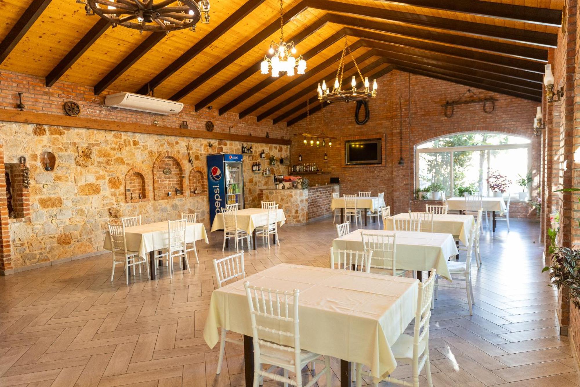Hotel Paradise Shkodër Exterior foto